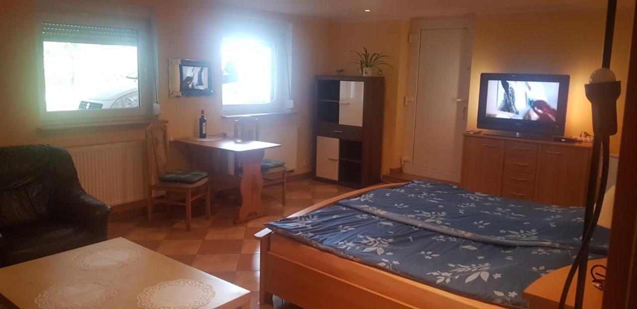 Czerwony Kamien Rubin Apartment Sianozety Bagian luar foto